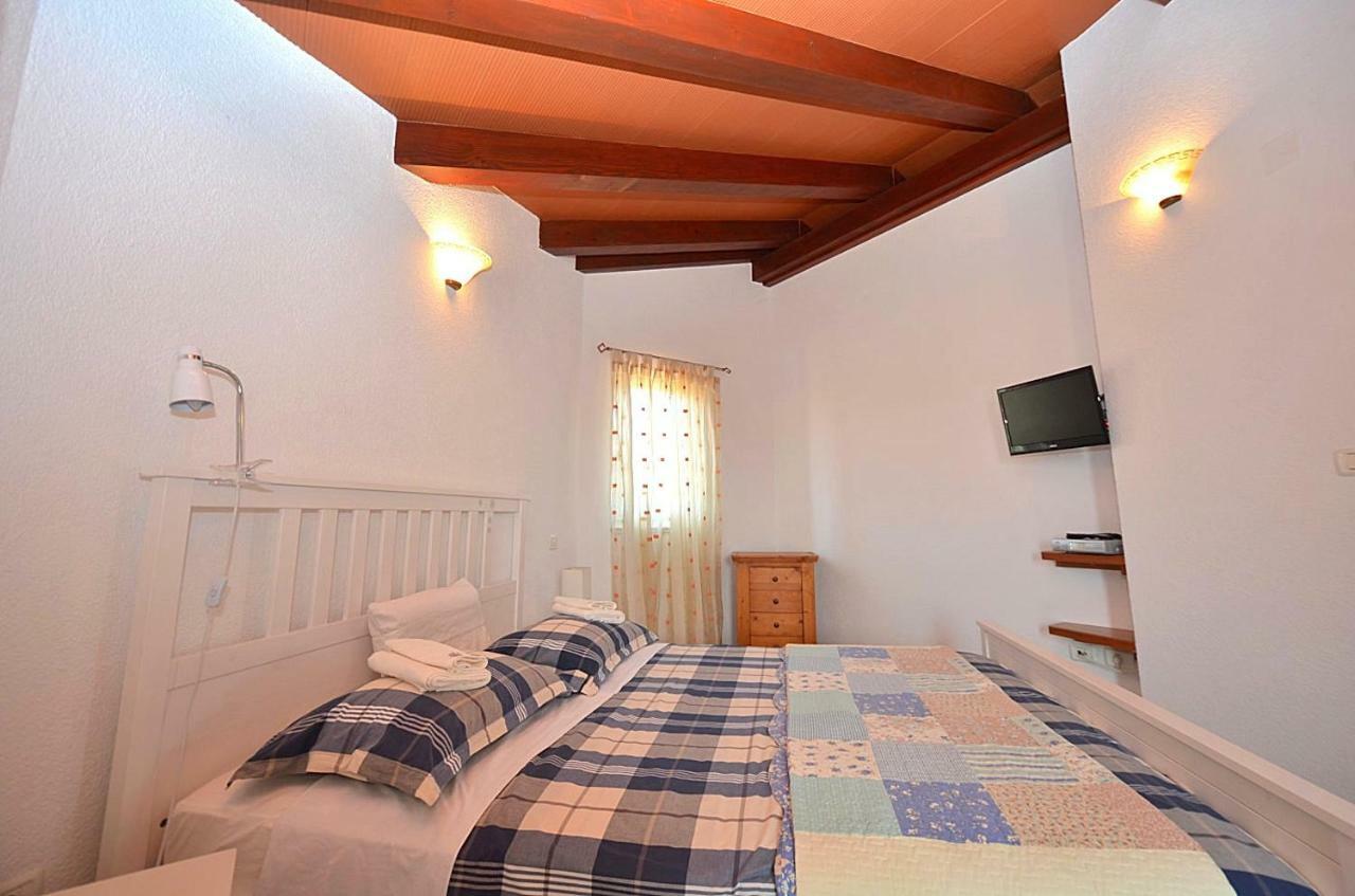 Holiday Home Sverko Novigrad  ภายนอก รูปภาพ